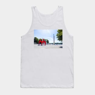 Figures and torchbearer column at Maschsee, Hanover, Lower Saxony, Germany, Europe Tank Top